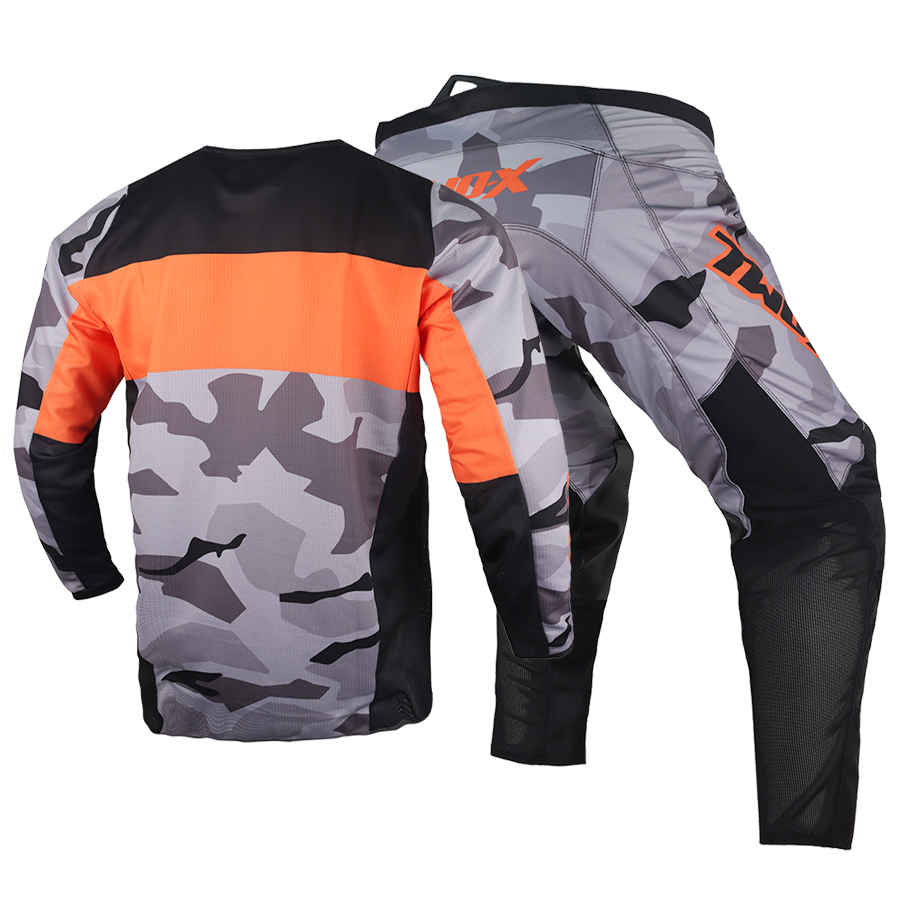 طقم جديد للشباب من قميص وسروال - مراجعة Cycling Gear Kids وسعره