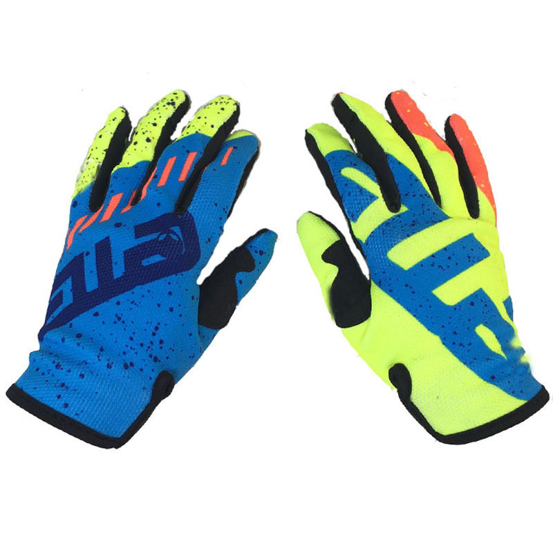قفازات رياضية خارجية للشباب 20 - مراجعة Cycling Gear Kids وسعره