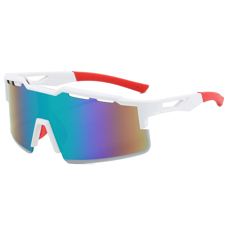 نظارات شمسية واقية لركوب الدرا - مراجعة Cycling Gear Essentials وسعره